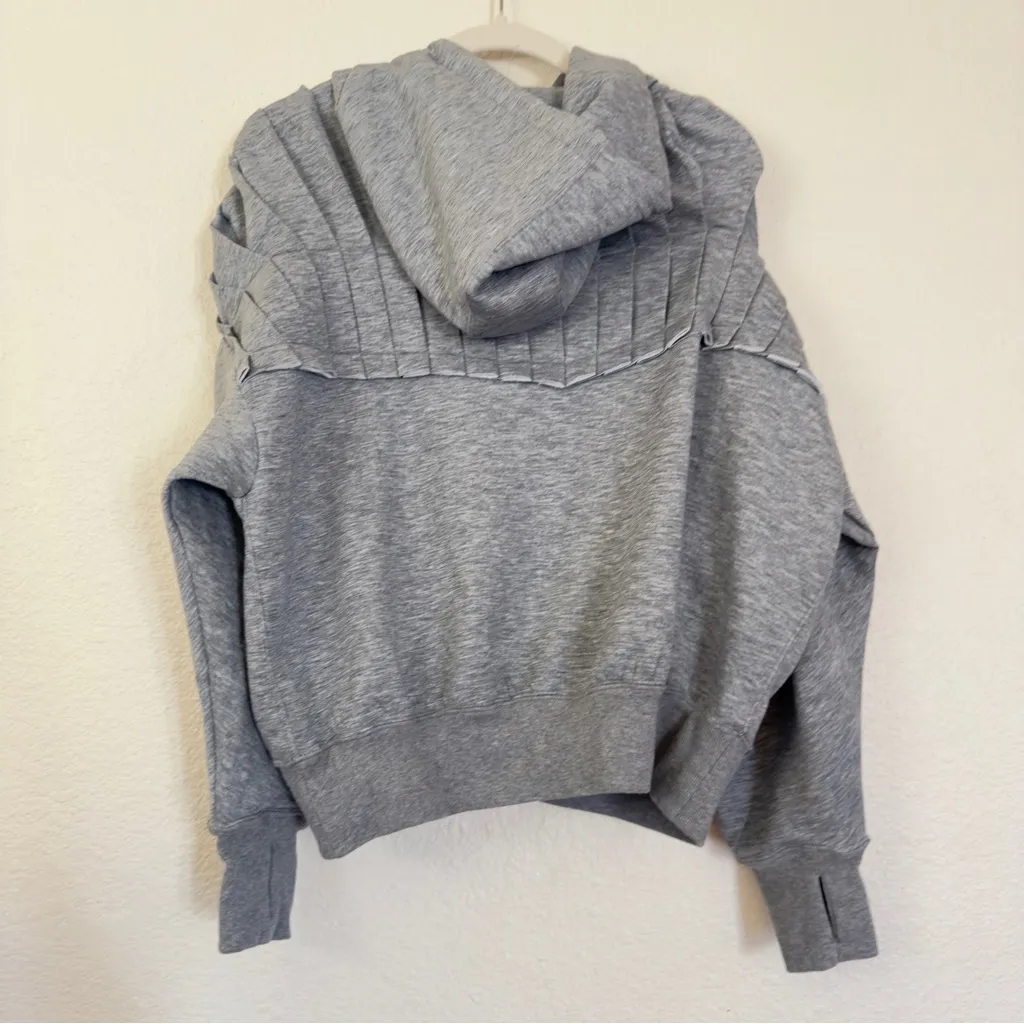 NWOT free people movement pick me up pullover - Image 7
