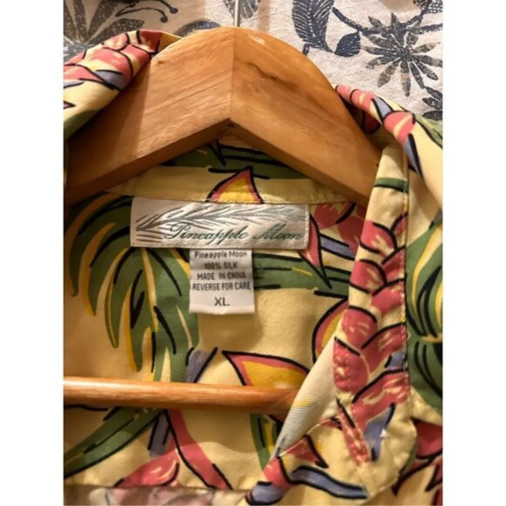 Pineapple‎ Moon Silk Hawaiian Button Down Shirt Women’s XL Tropical Floral Red - Image 4