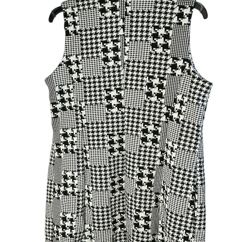 NY Collection sleeveless Blazer - Image 2
