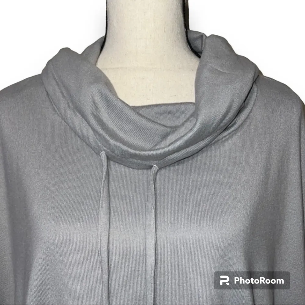 Kim Rogers size large pullover cowl neck athletic leisure light grey soft thin - Image 2