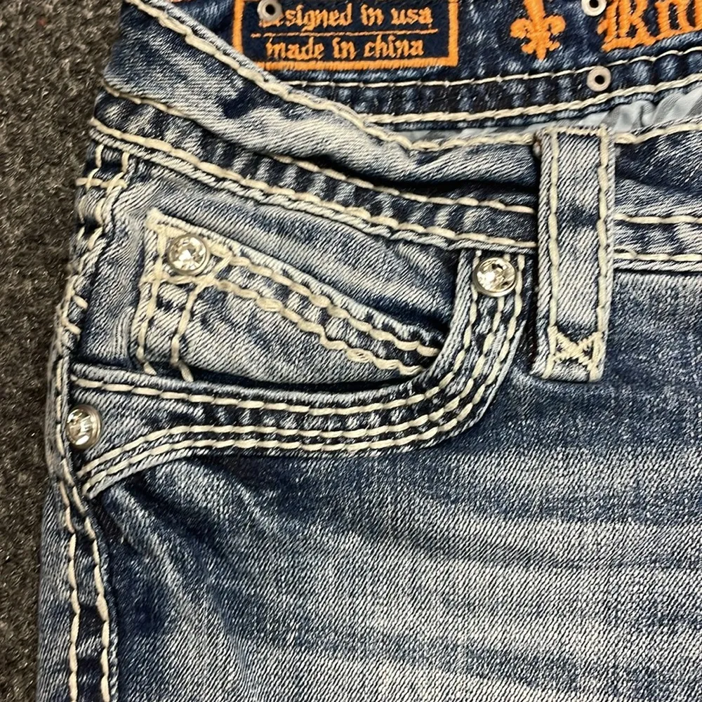 ROCK REVIVAL Rhinestone Nicole Capri Jeans Size 26 Cowgirl Rhinestones Western - Image 6