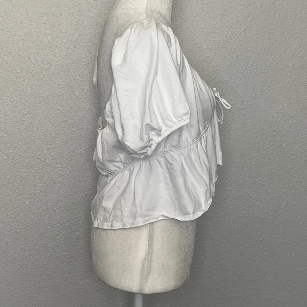 Aritzia Sunday Best Cropped Tie Front Shirt White Size Medium - Image 2