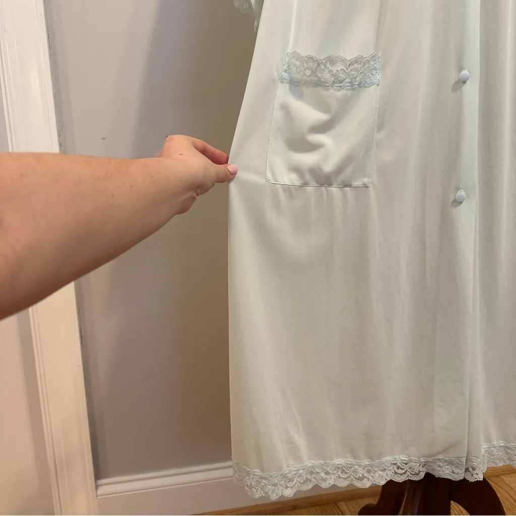 Vintage Shadowline Mint Sheer Rose Embroidered Housecoat Size L Green Size L - Image 5