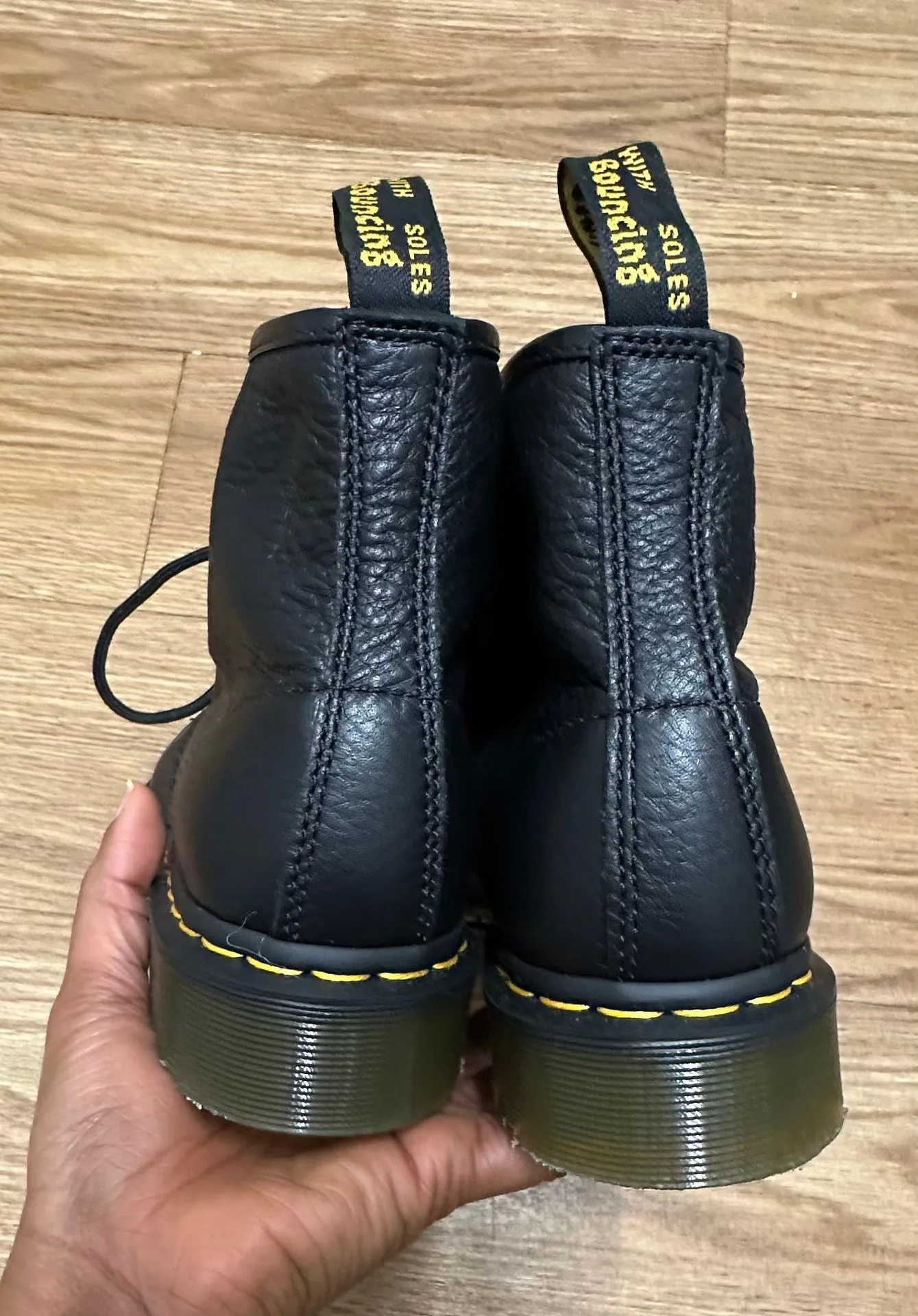 Dr Martens air wait leather ankle boots  - Image 7