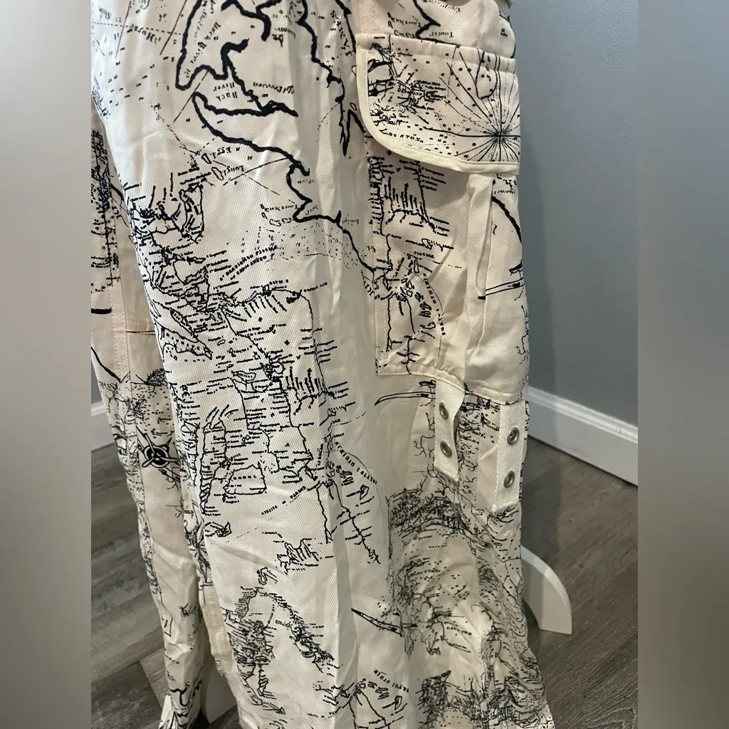 Anthropologie Palazzo Utility Pants in a Map Print - Image 4
