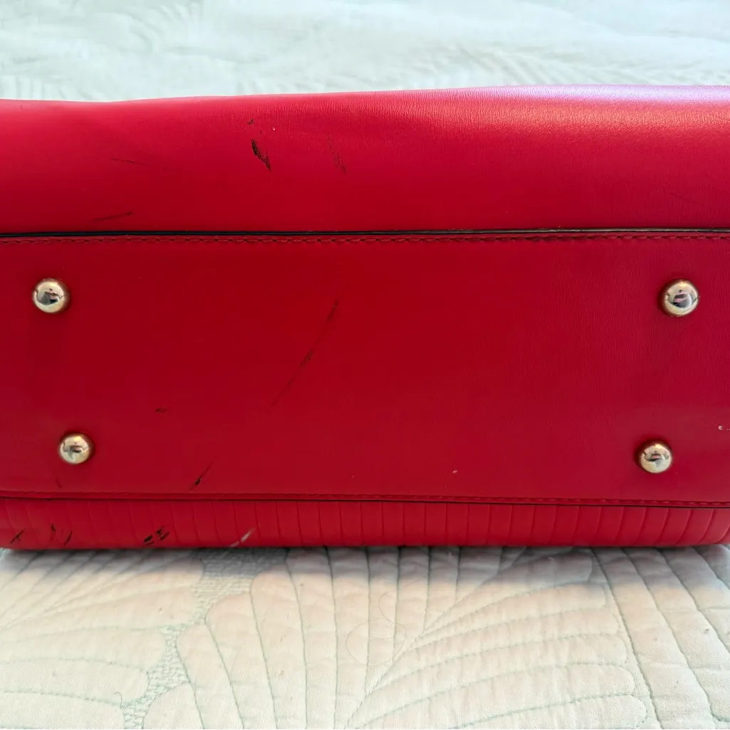 Elegant Red Women's Handbag - Image 4