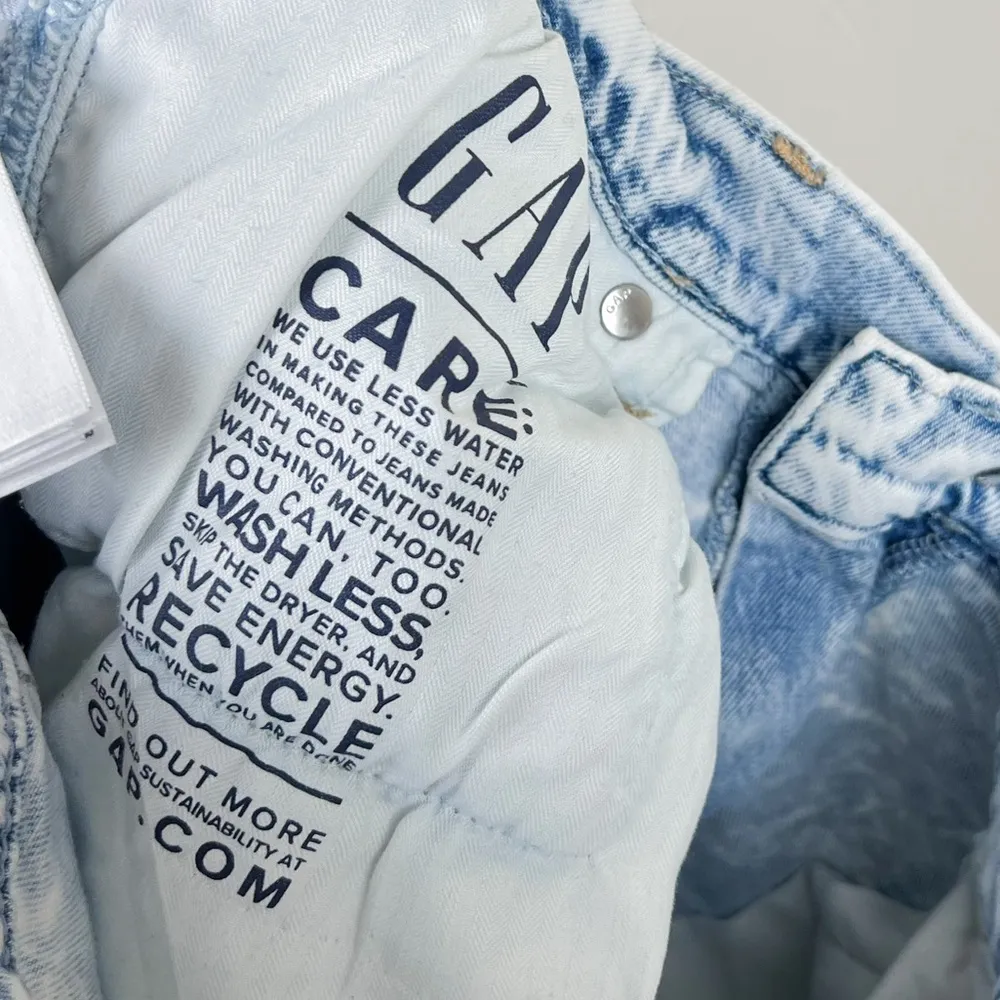 GAP High Rise ‘90s Loose Straight Jeans Light Indigo Destroy Wash - Image 12