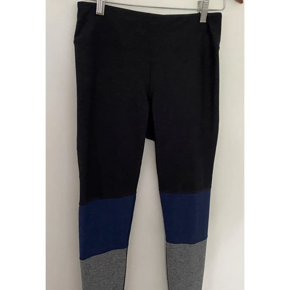 Outdoor Voices 7/8 Gradient Leggings Sz M - Image 4