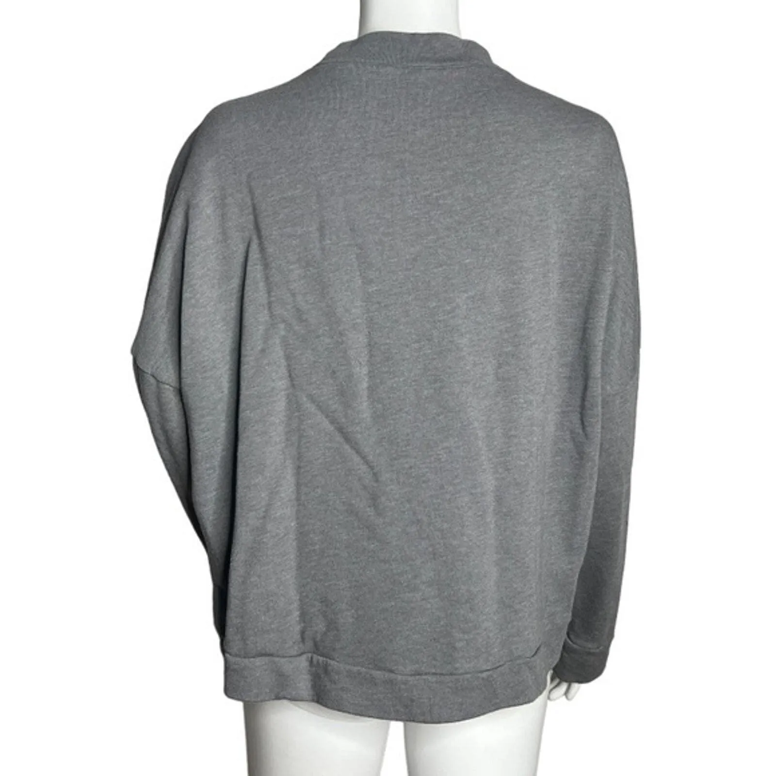 Fabletics Shirt Womens Large Gray Cropped Minimal Neutral Gym Lounge‎ Athleisure - Image 3
