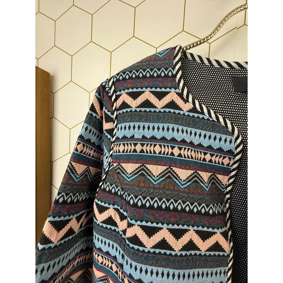 Greylin Black and Pink Quilted Jacket with Geometric Pattern - Size - Small - Image 5