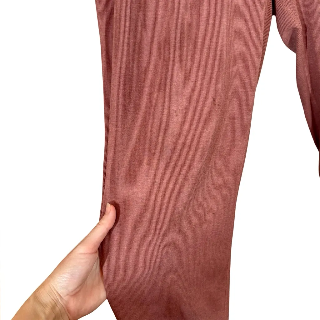 Vuori Lux At Ease Harem Pants in Hazelnut Heather PLEASE READ - Image 9