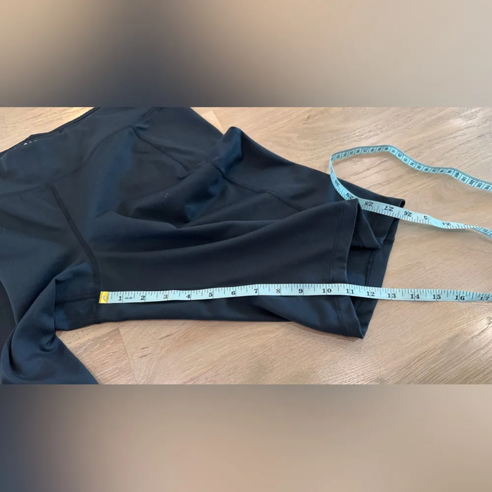Title nine black biker shorts size medium - Image 7