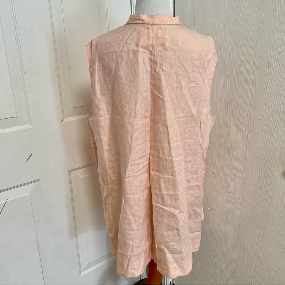 Lafayette 148  Sleeveless Button Up - Image 4