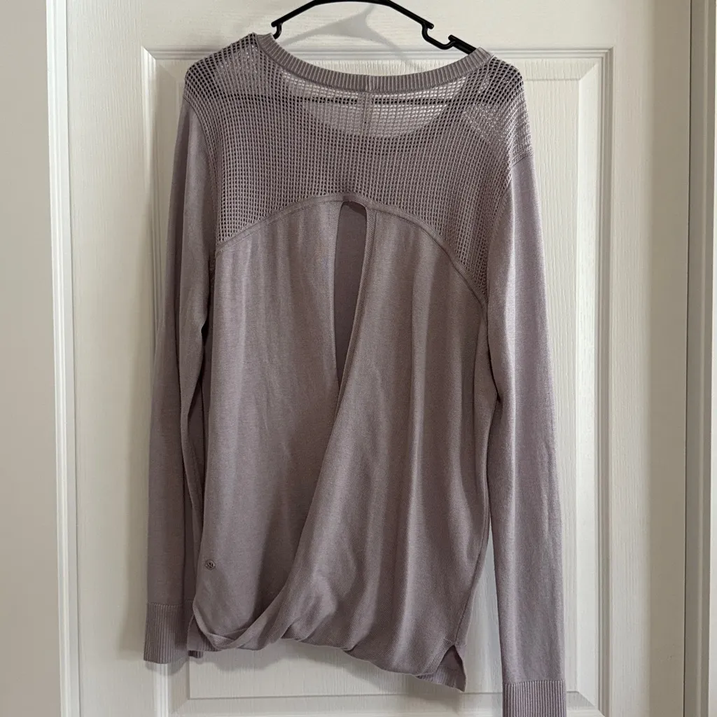 Lululemon Back to Balance Long Sleeve Sweater in 
Iced Iris Women’s Size 12 - Image 4