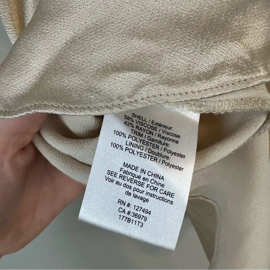 Floreat Anthropologie | Lace Trim Satin V-Neck Cami Top Size XS - Image 5