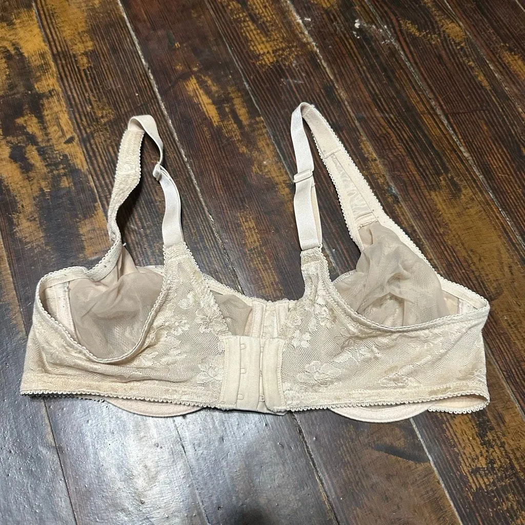 Wacoal retro chic nude semi sheer lacy sexy 36D bra - Image 2