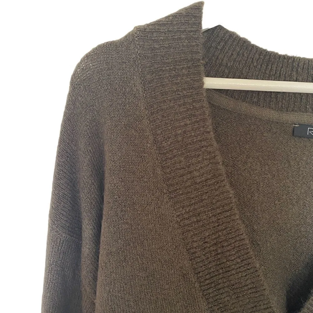 RDI Nordstrom burnt olive green v neck sweater NEW medium - Image 2