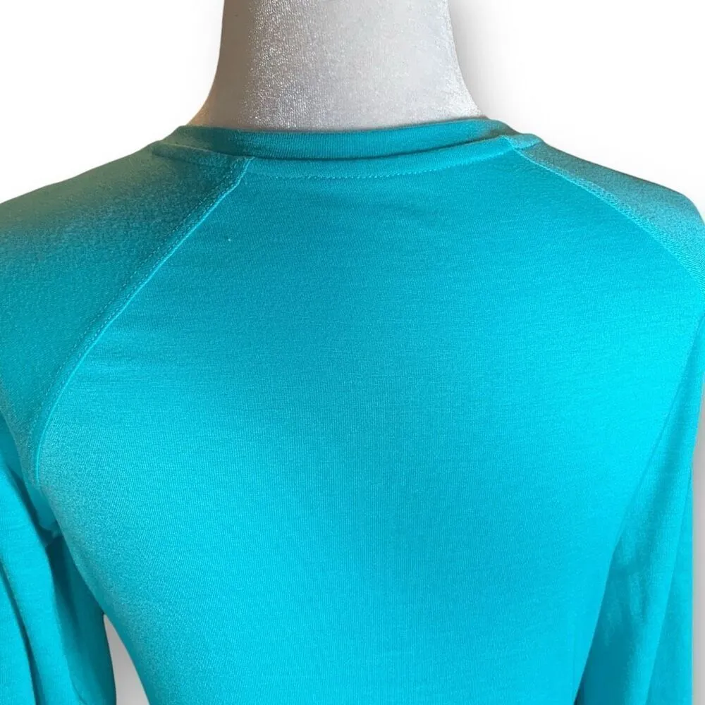 Reebok PlayDry Bright Aqua Long Sleeve V-Neck Performance Workout Top Small - Image 6