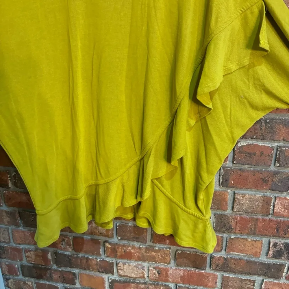 Chelsea & Theodore womens cowl neck dolman sleeve ruffle hem pullover yellow M Size M - Image 2