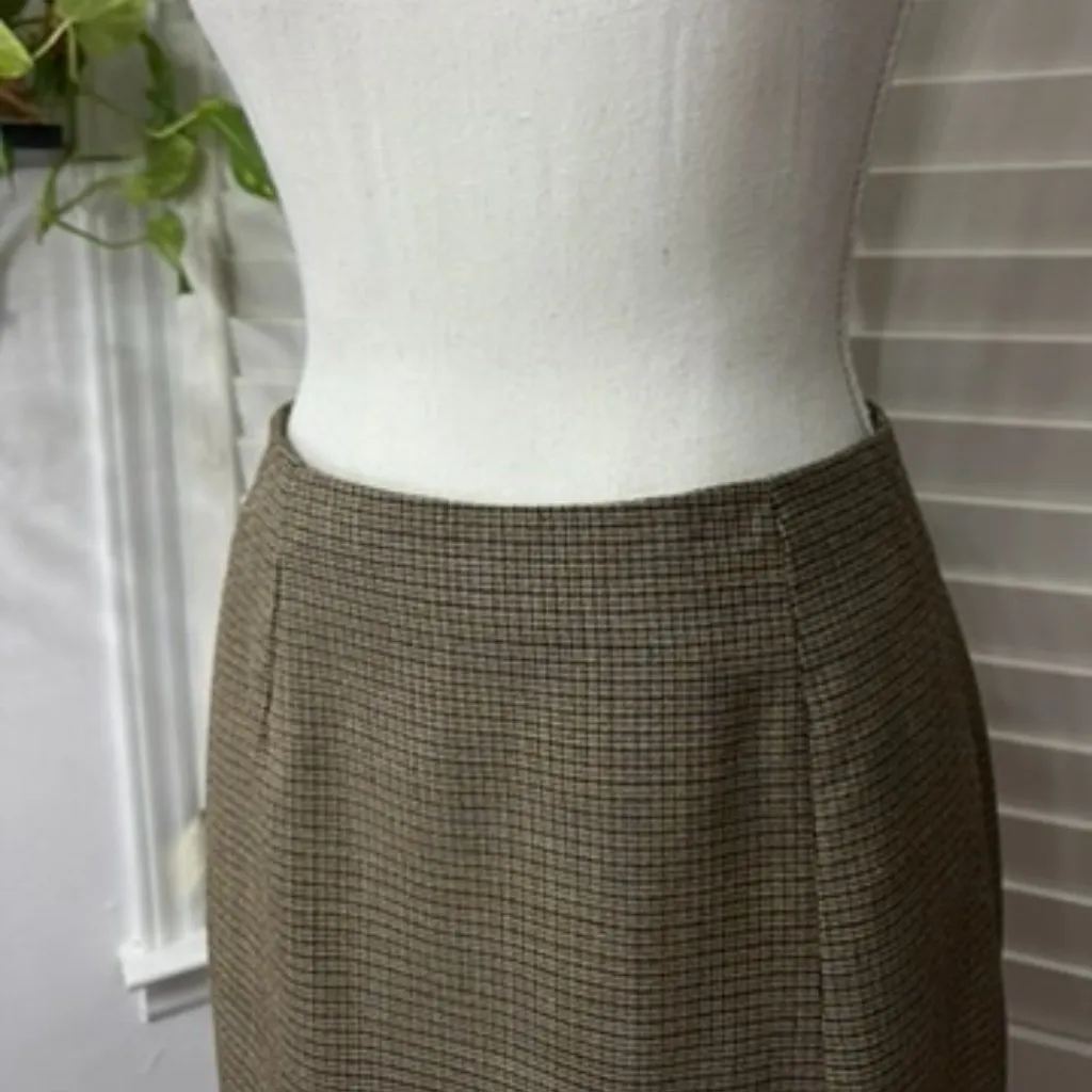 Vintage Plaid Skirt - Image 2