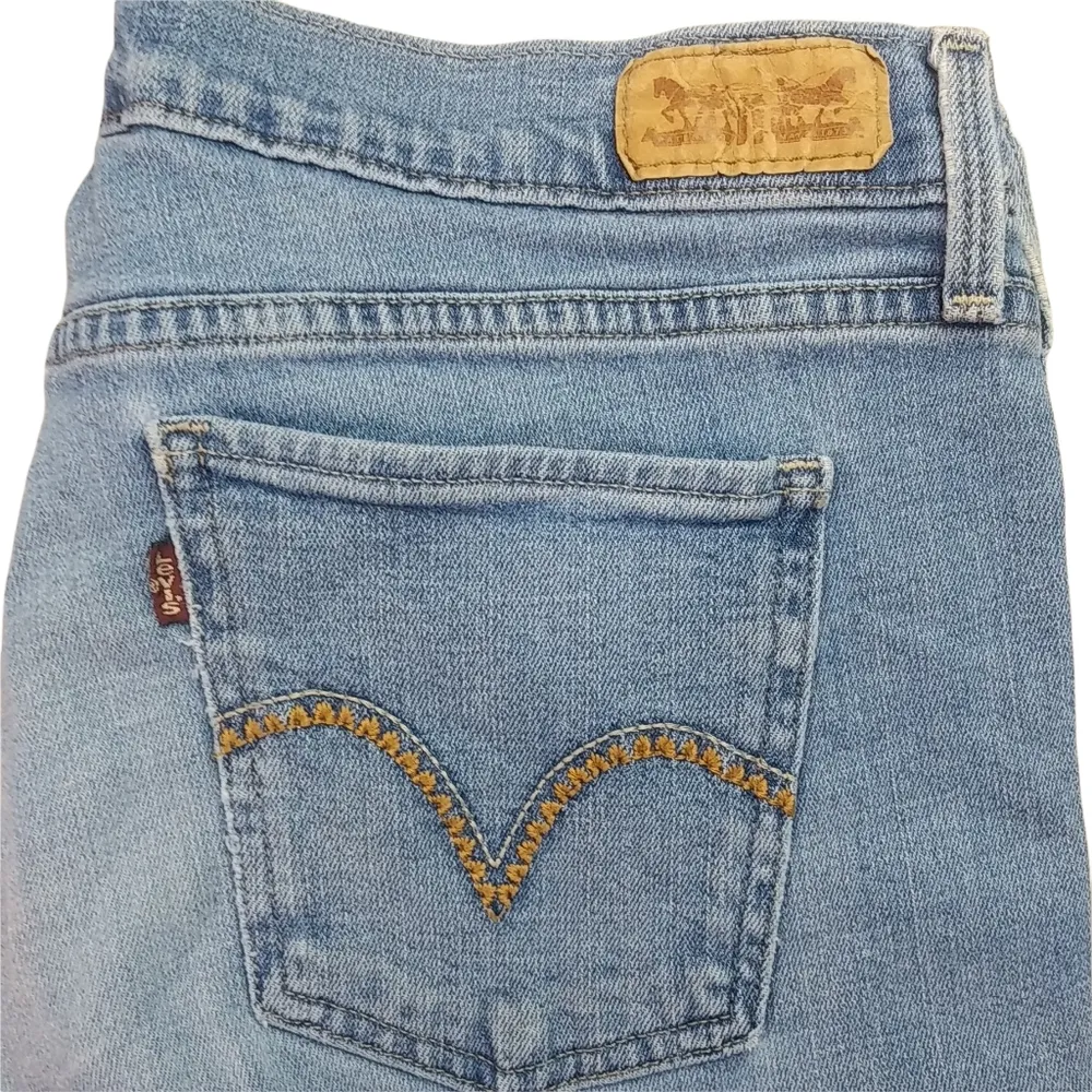 Levis 505 8 31 Medium Wash Jeans Shorts - Image 4