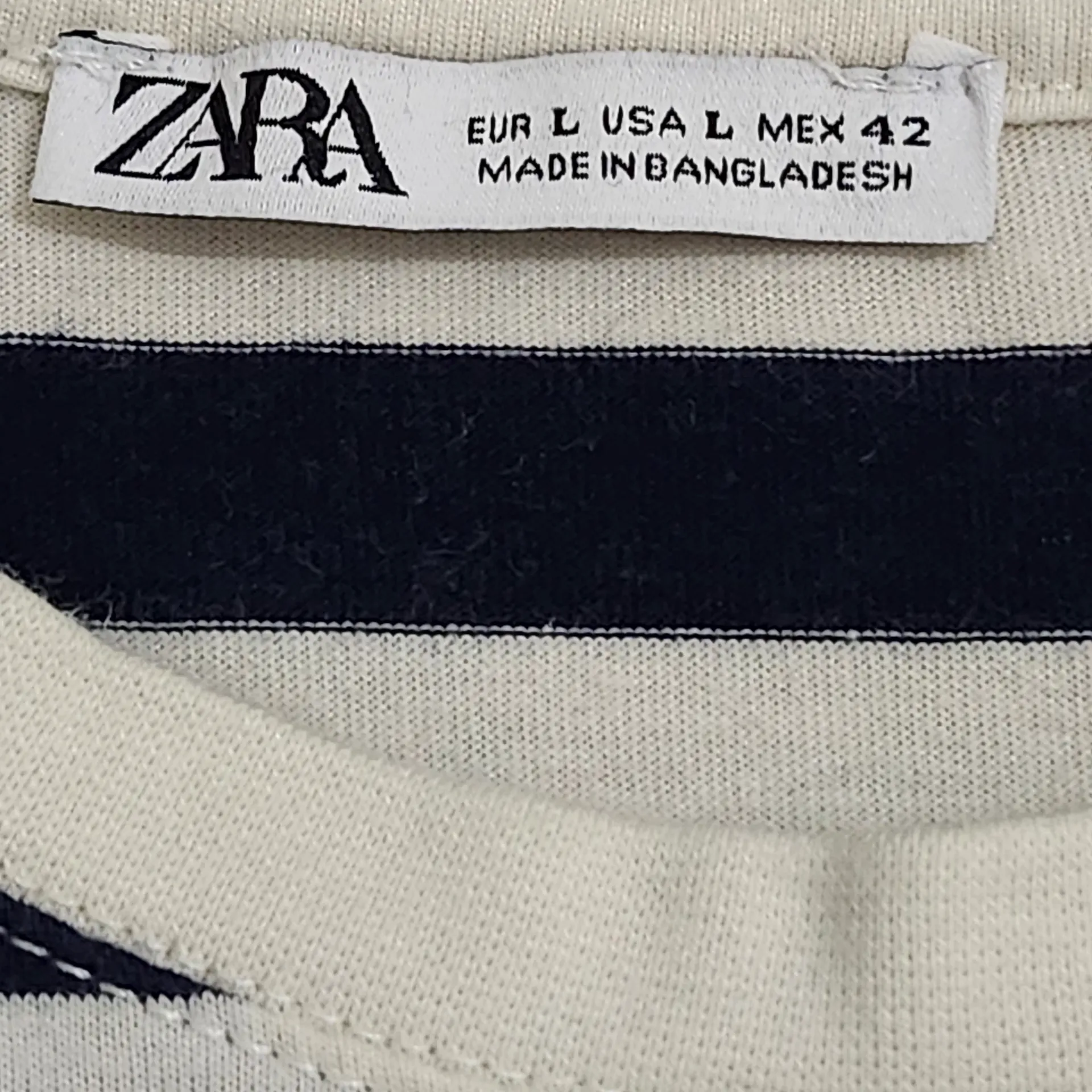 Zara Black and White Striped Short Sleeve Tee - Image 7