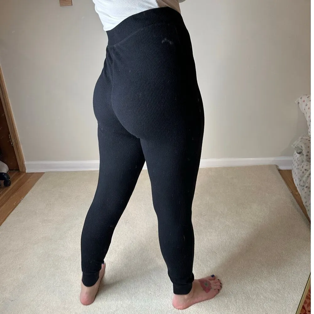 Skims: Black Waffle Leggings - Image 3