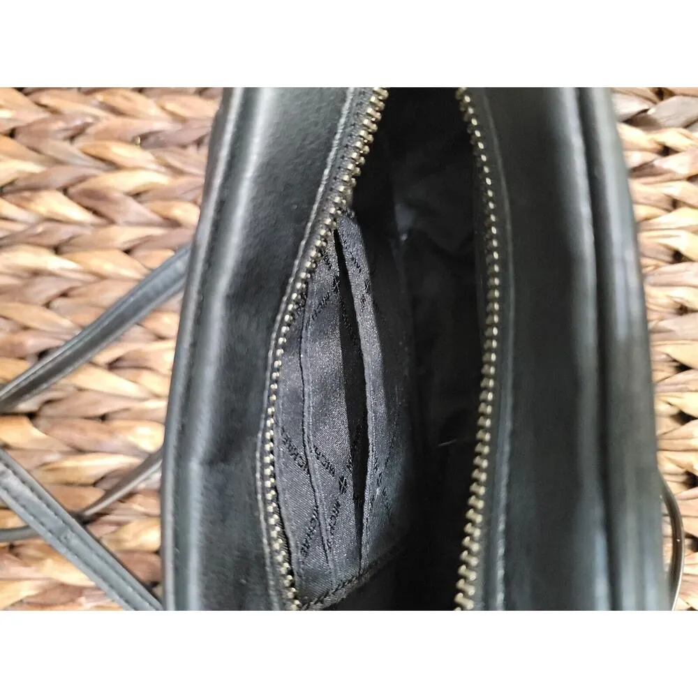 Michael Kors Rose Small Quilted Vegan Leather Oval Crossbody Handbag - Image 10