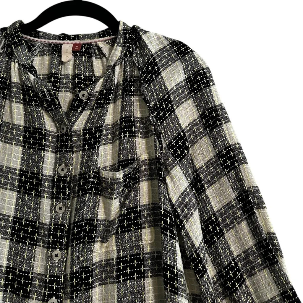 Anthropologie Pilcro Breezy Buttondown Shirt Black Plaid
Size XS - Image 5