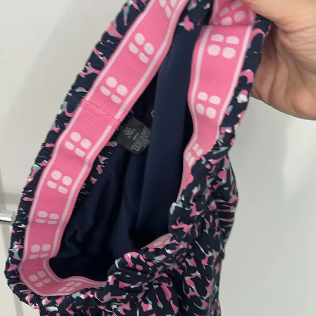 Sweaty Betty XS Pink and Blue 90s Abstract Print Athletic Shorts with Pockets - Image 9