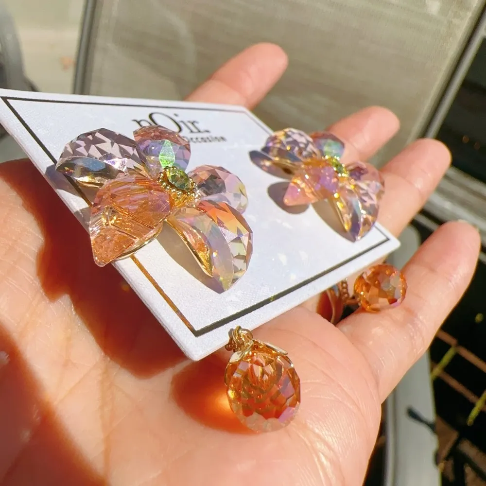 Noir crystal pink orange flowers gold tone with drops two sides earrings - Image 3