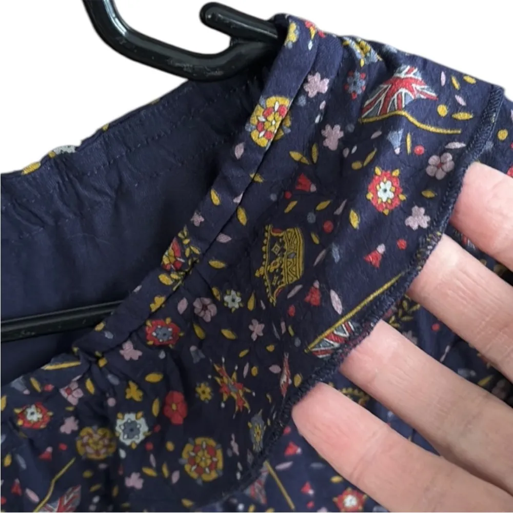 EUC Boden Catriona Jersey Top British Royalty Pattern Size 6 - Image 6