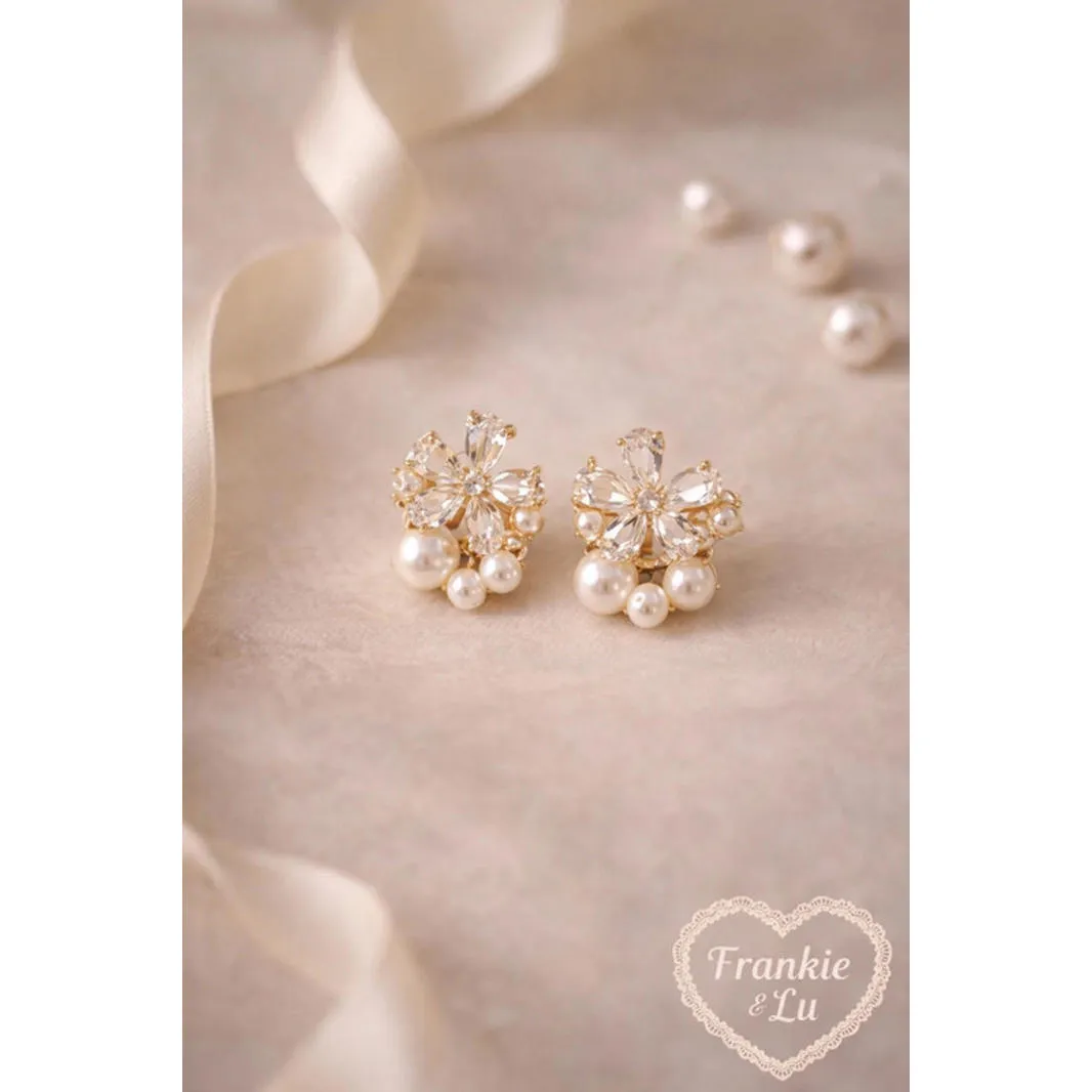 Crystal Flower Pearl Stud Earrings Gold Tone Coquette Bridal NWT Blue - Image 4