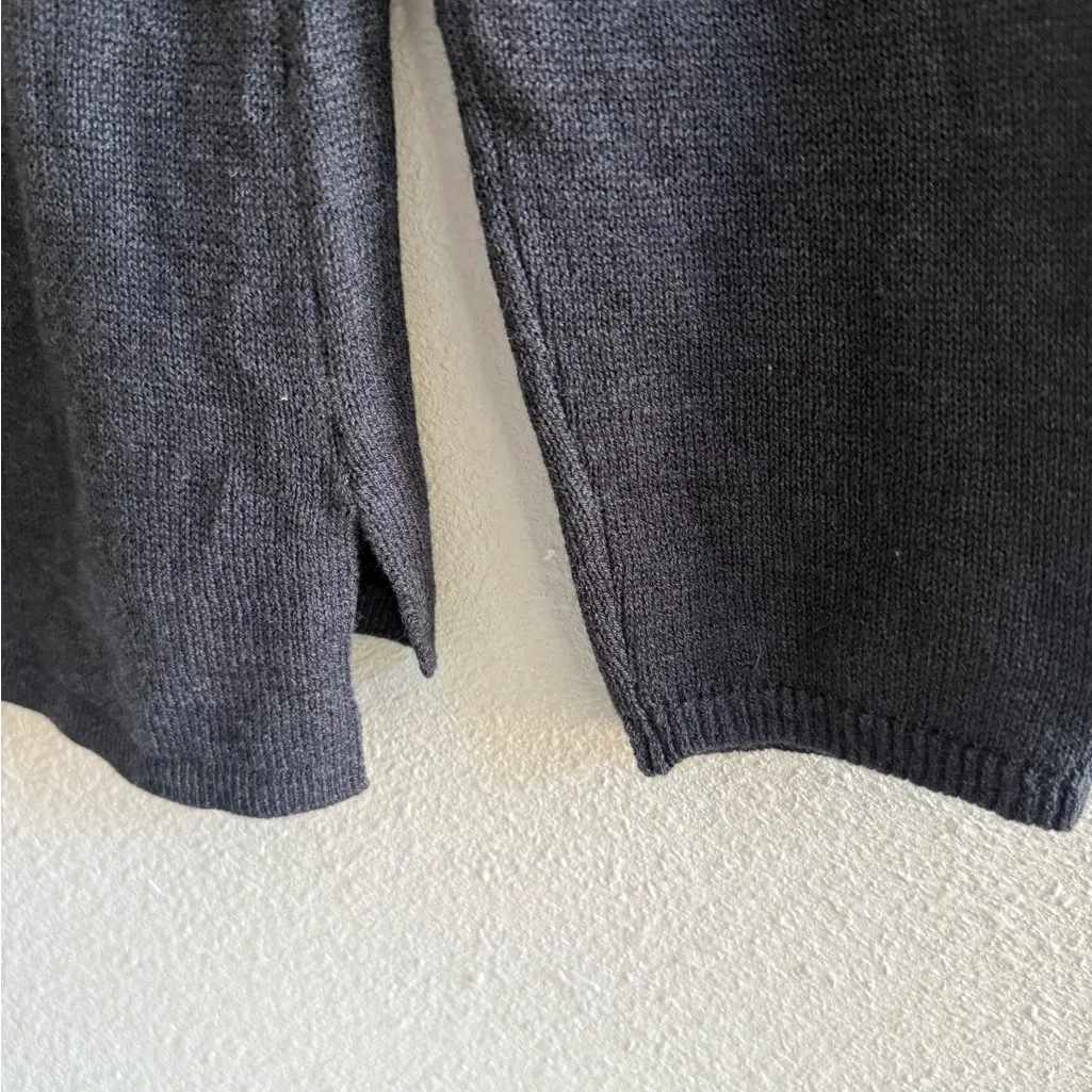 Old Navy Gray V-Neck Sweater Size L | Classic Lightweight Knit - Image 5