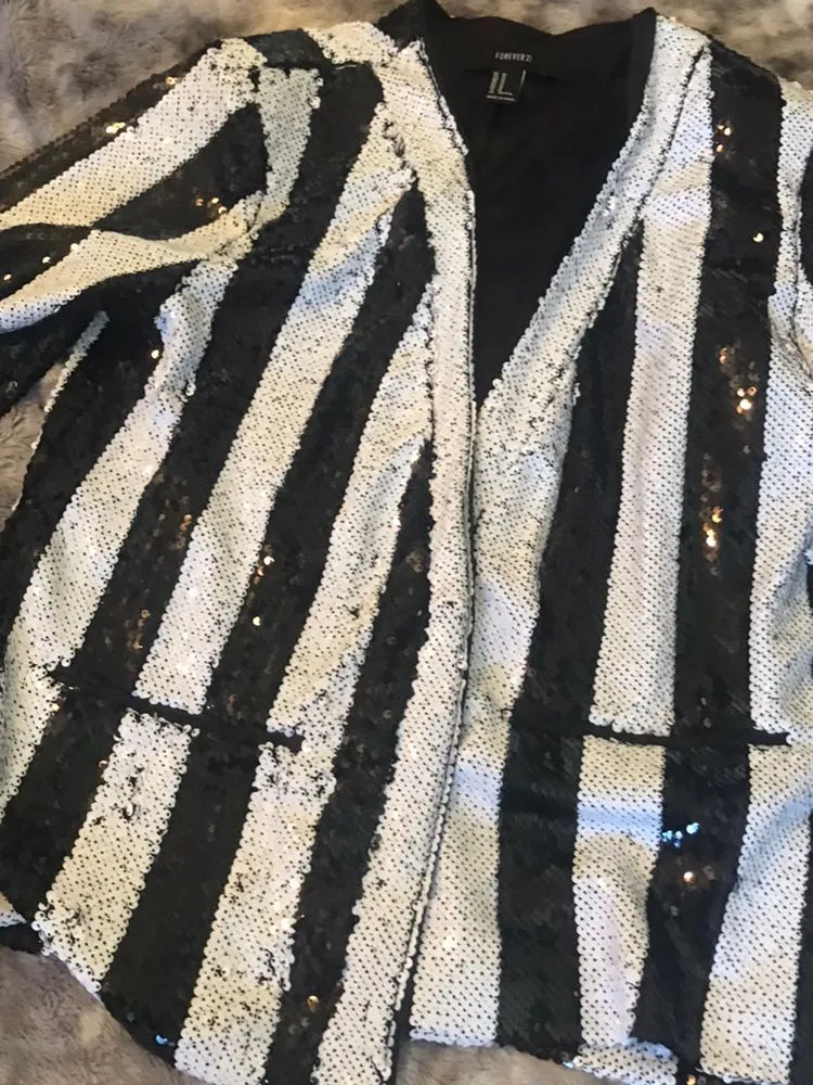 Forever 21 Black And White Striped Sequin Blazer - Image 3