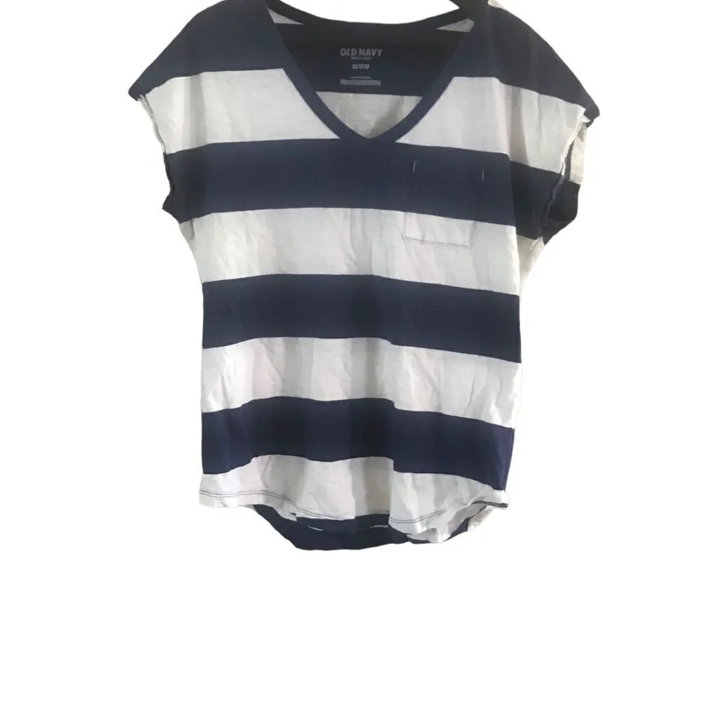 Old Navy Blue and White Striped T Shirt XS - Image 2