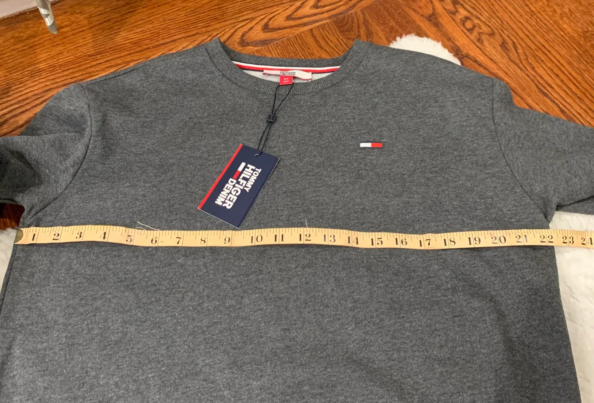 Grey Crewneck Sweatshirt Sherpa NWT - Image 6