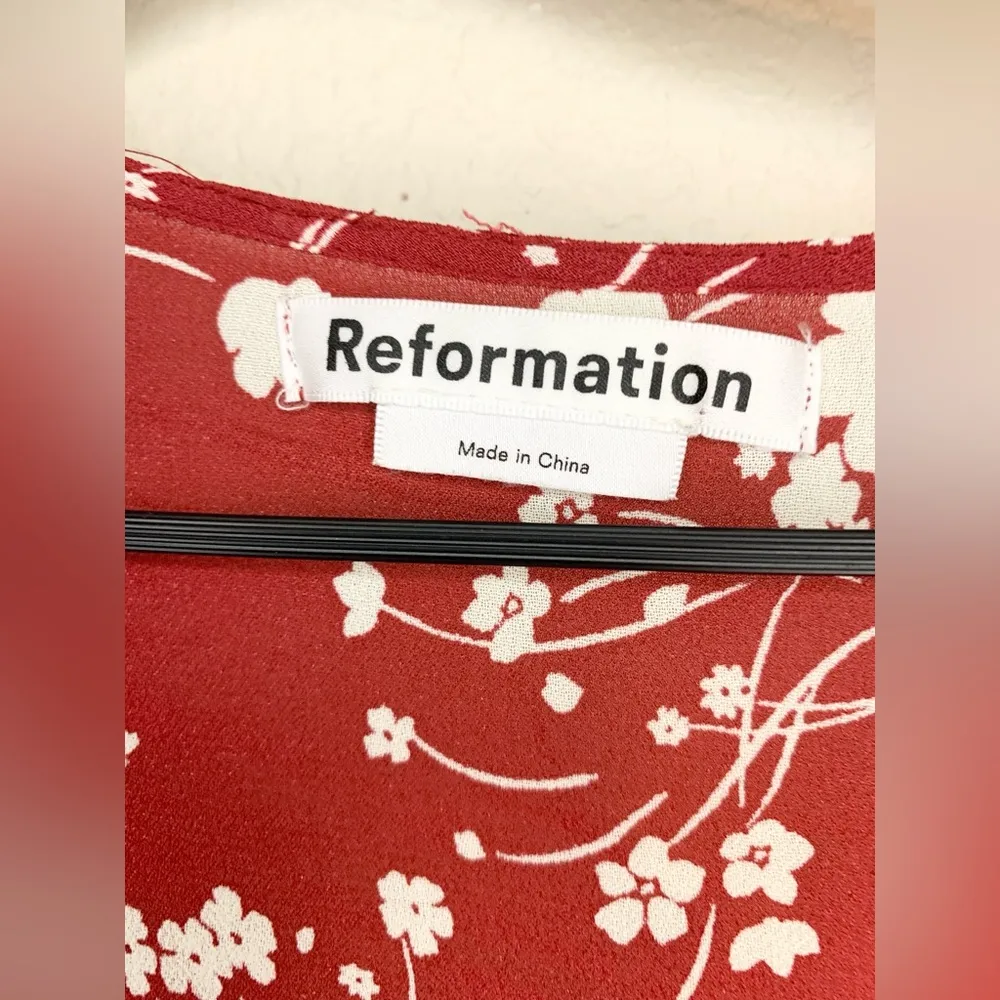 Reformation Susanna Wrap‎ Dress Red and White Floral Size L - Image 13