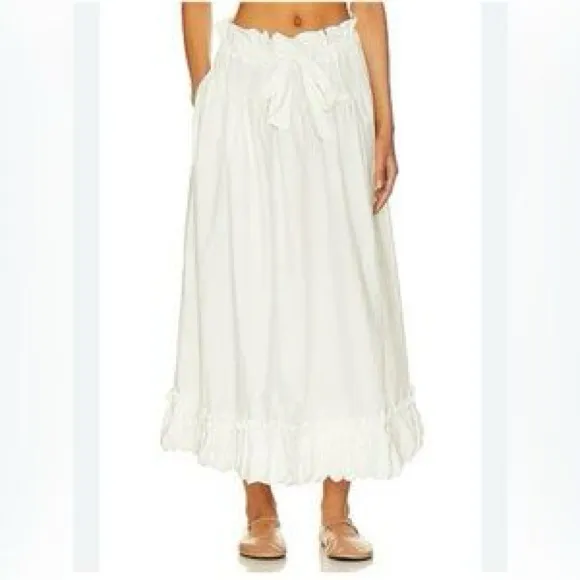 Free People “BRING the BUBBLE” bubble hem maxi skirt with waist tie sz XS - Image 2