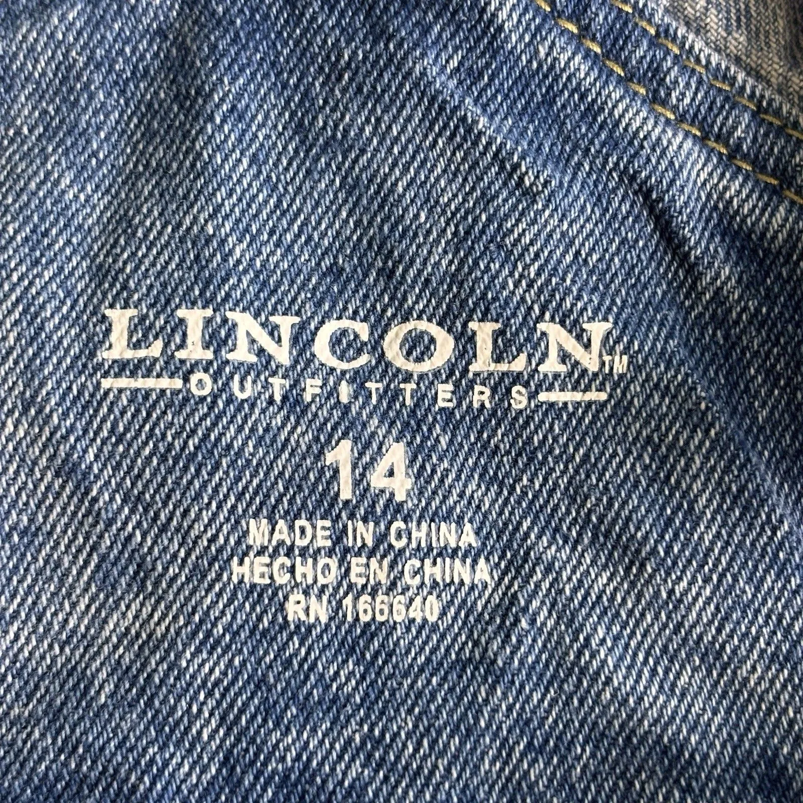 Lincoln Outfitters Denim Overalls Shorts Womens 14 Light Wash Adjustable Straps - Image 6