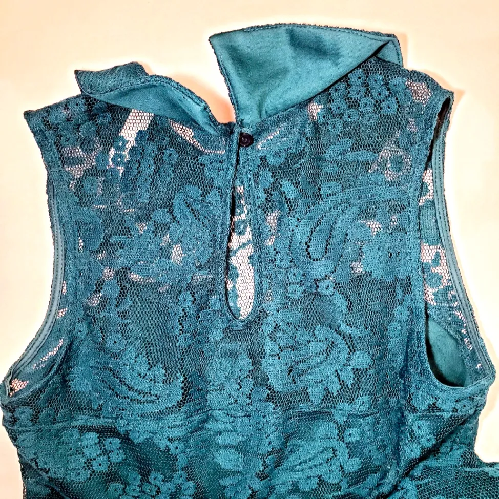 Xhilaration teal floral lace dress size small - Image 7