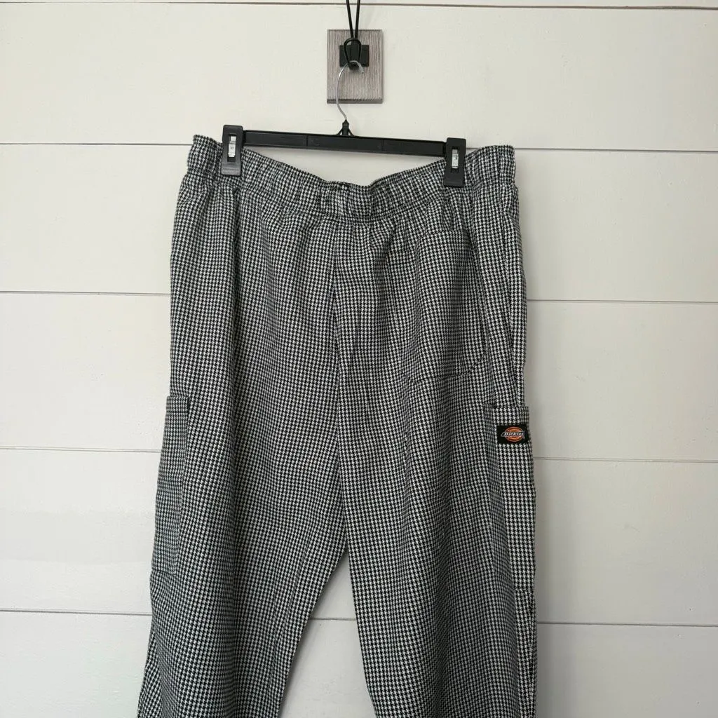 Dickies Women’s 2X Black White Cargo Pants New - Image 4