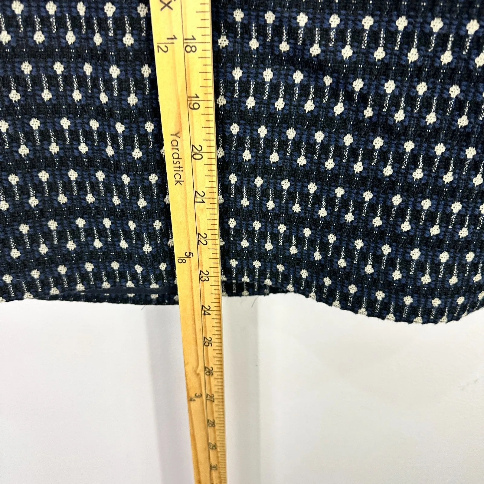 Ann Taylor Pencil Skirt 4 Navy Office Chic Preppy Classic Career Minimalist - Image 4