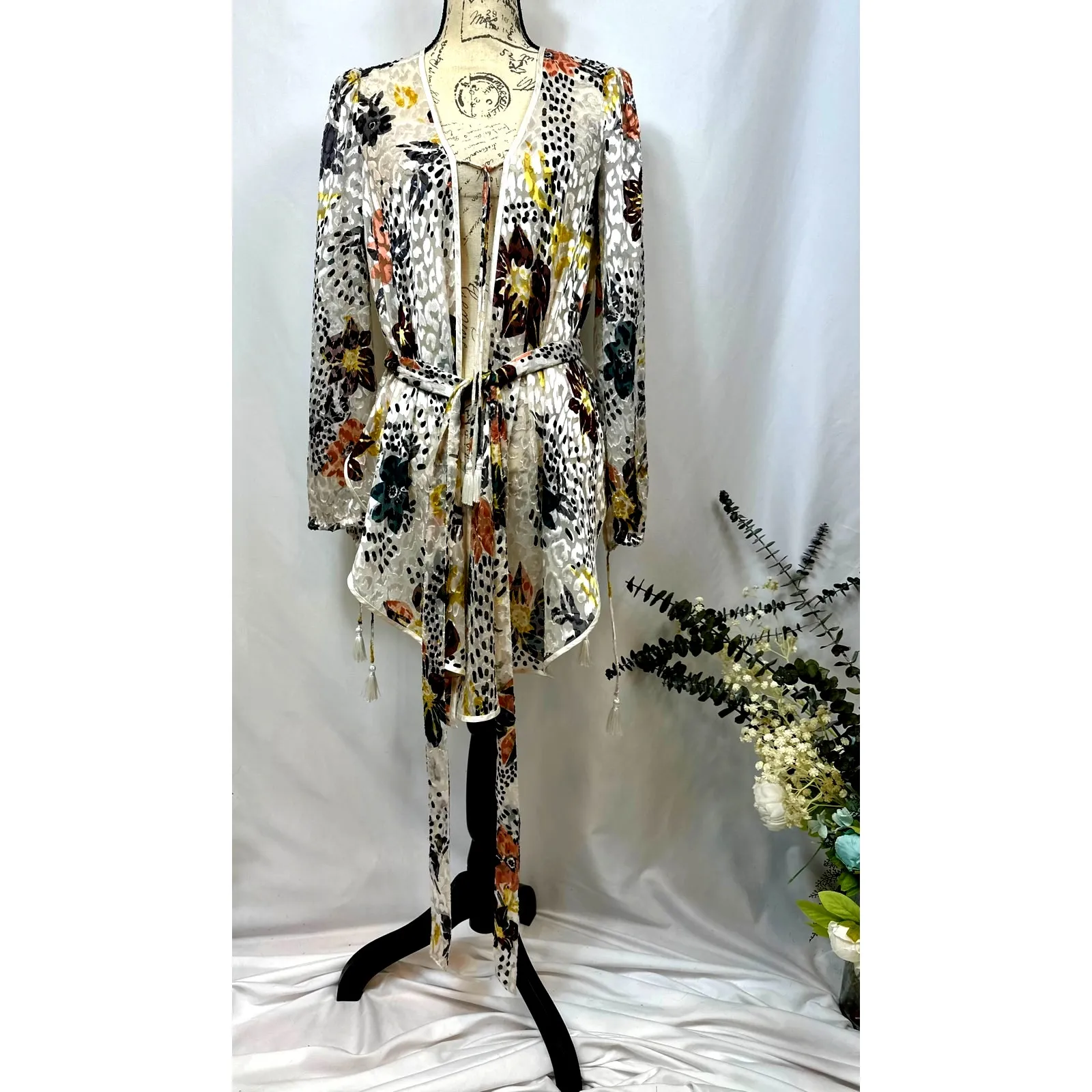 Free People Floral Print Cropped Silk Blend Burnout Kimono XS - Image 3