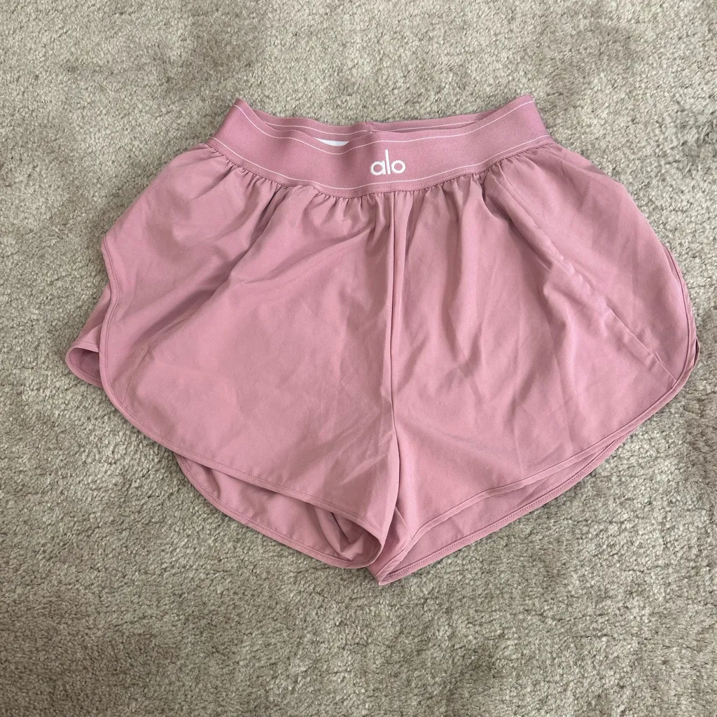 ALO Yoga Match Point Shorts Pink Wild Rose XS Never Worn - Image 5