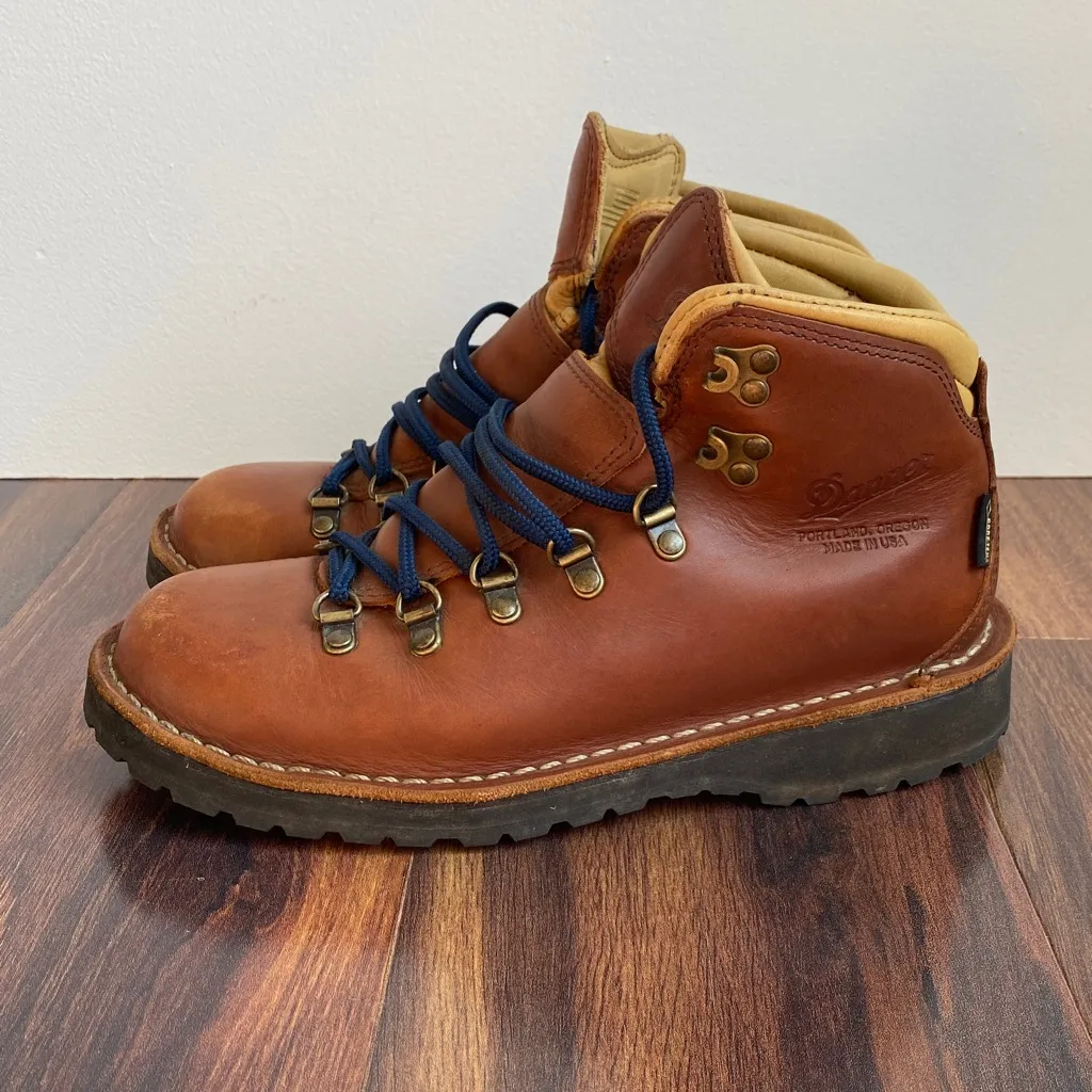 Danner Mountain Pass Cedar Cognac Leather Boots Blue Laces 33277 Size 6.5 - Image 3