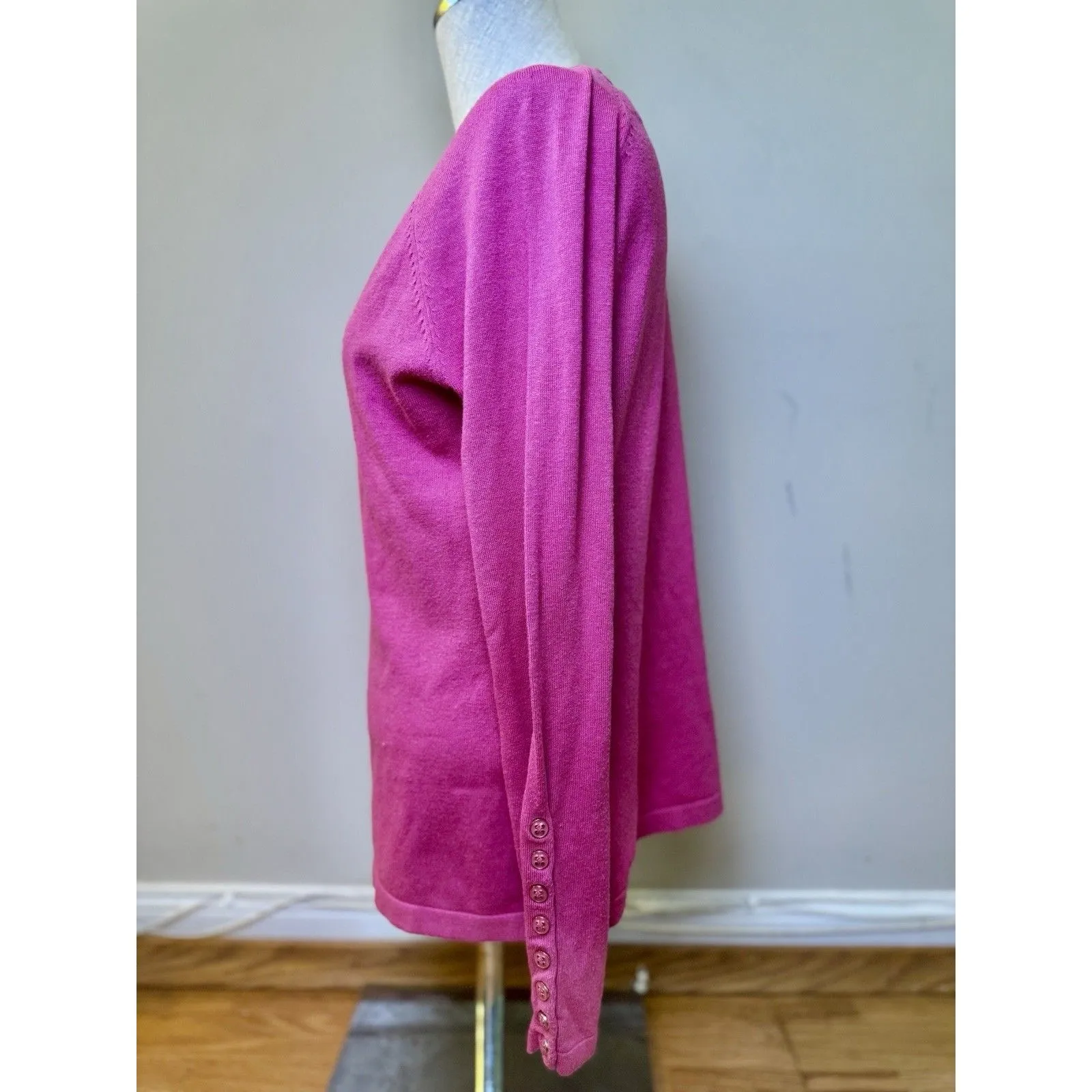 J. McLaughlin Women’s Crew Neck Long Sleeve Sweater Fuschia Pink Size S - Image 3