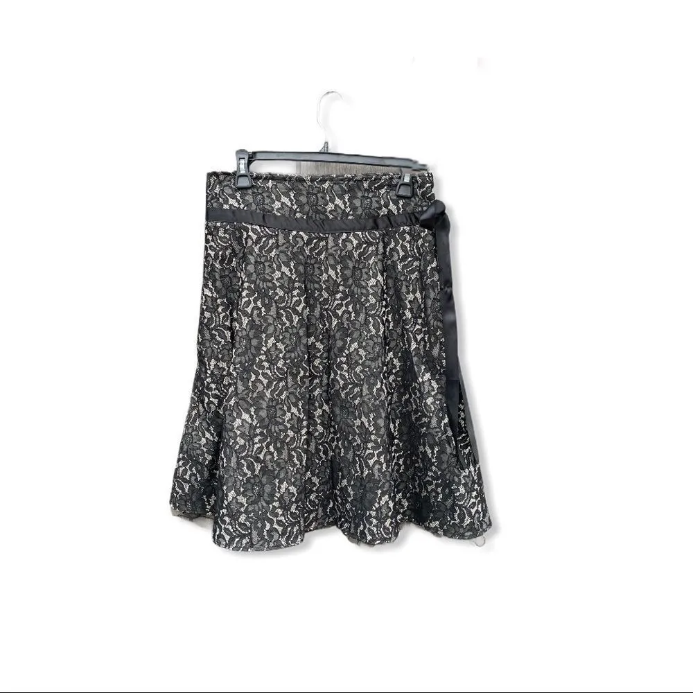 Heart Moon‎ Star Lace Skirt Black Size 6 - Image 9