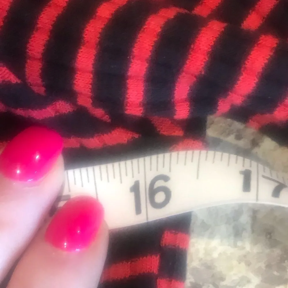 Zara trafalulc Size small striped blouse red and black bell sleeves - Image 6