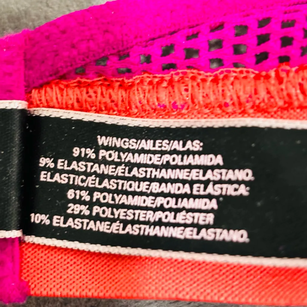 Victoria’s Secret VINTAGE ‘Very Sexy’ (Bombshell) Lace Magenta Push-Up Bra - Image 12